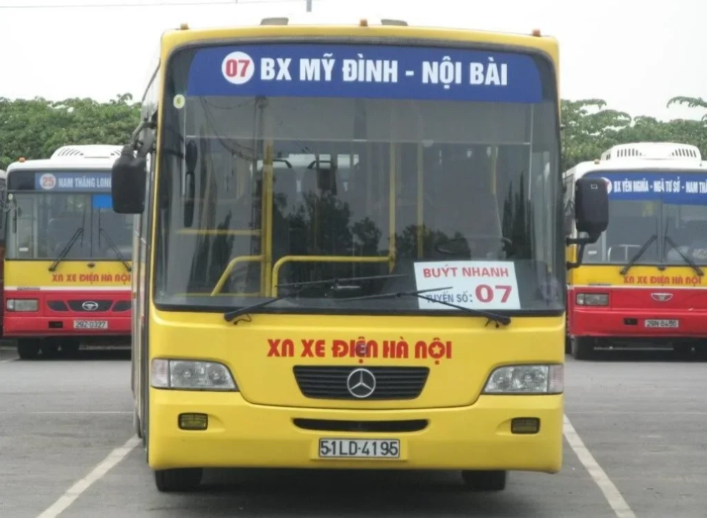 Di chuyển bằng xebus đi từ BX Mỹ Đình đi Nội Bài